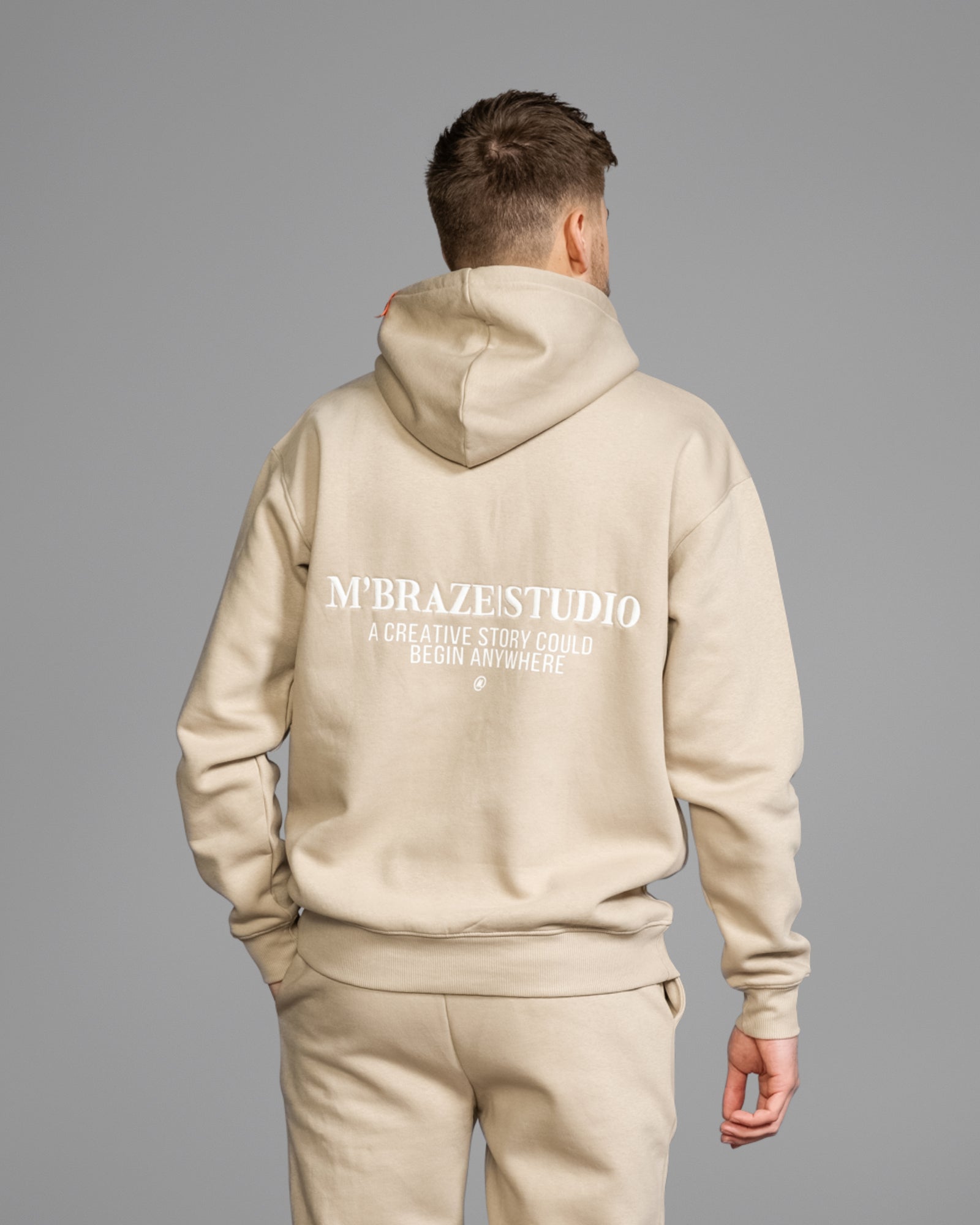 Studio Hoodie Loose Fit