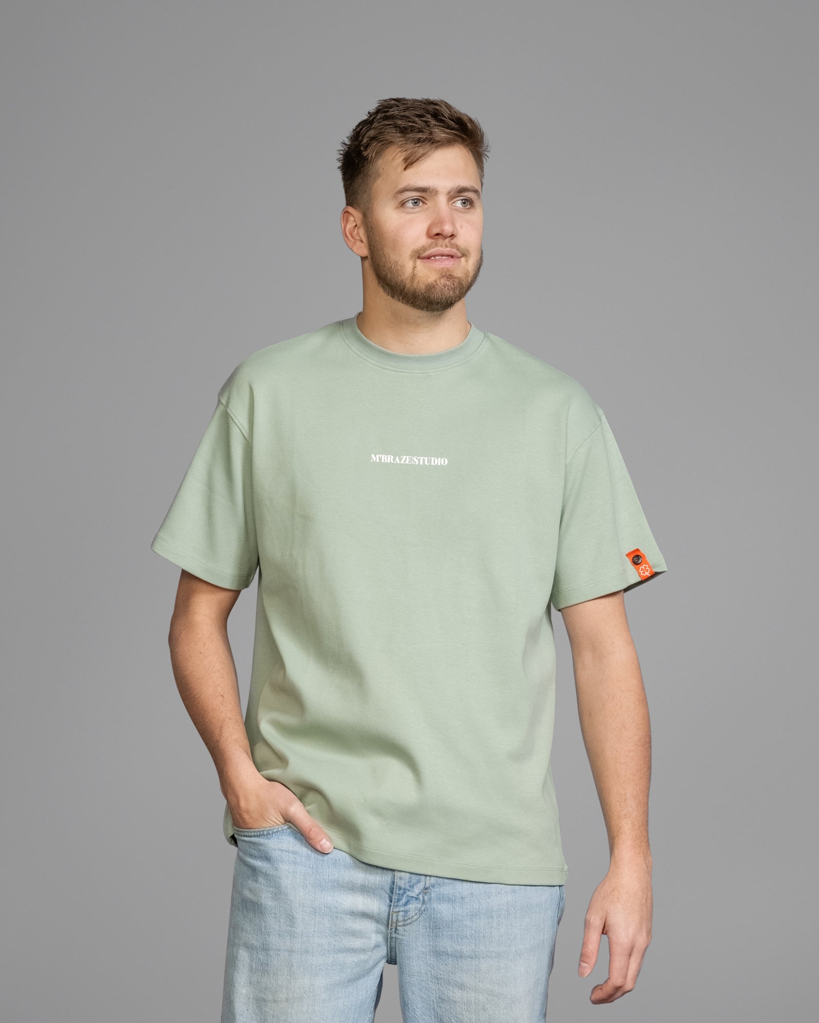 Studio Tee Loose Fit